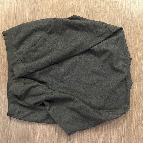 Gildan brand men’s charcoal gray Clemson Tigers sweatshirt - Picture 3 of 3